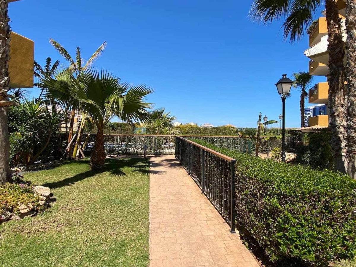 Acogedor Apartamento Al Lado De La Playa Alicante Exterior foto